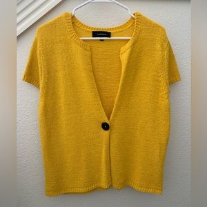 Jones Wear || Yellow Short Sleeve Single Button Cardigan Size L